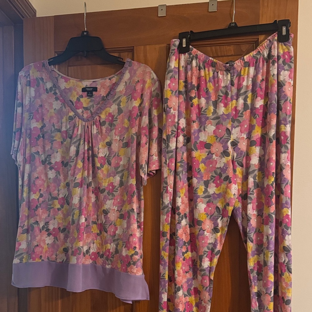 Simply Vera Vera Wang Floral Pajamas in Pink and Yellow